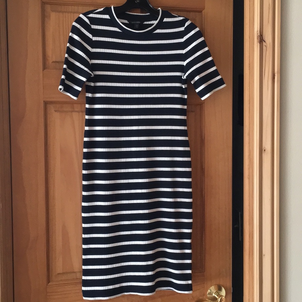 Banana republic short sleeve dress